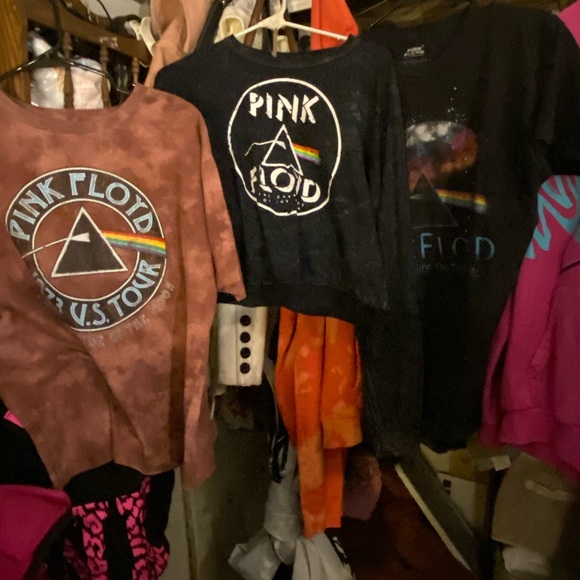 Lot of 5 Pink Floyd tees and hoodies - Picture 3 of 4